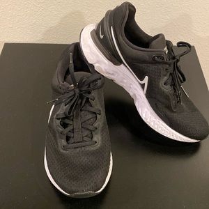 Nike - React Miler 3 Running Shoe